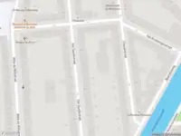 Ambulance met grote spoed naar de Van Speijkstraat in Amsterdam