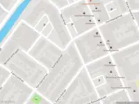 Ambulance met gepaste spoed naar de Herensingel in Haarlem