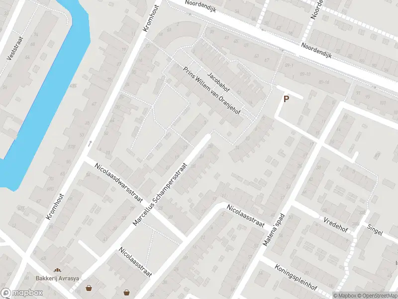 Ambulance met gepaste spoed naar de Marcellus Schampersstraat in Dordrecht