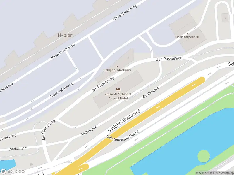 Brandweer met grote spoed naar de Jan Plezierweg in Schiphol vanwege afgaan automatisch brandalarm