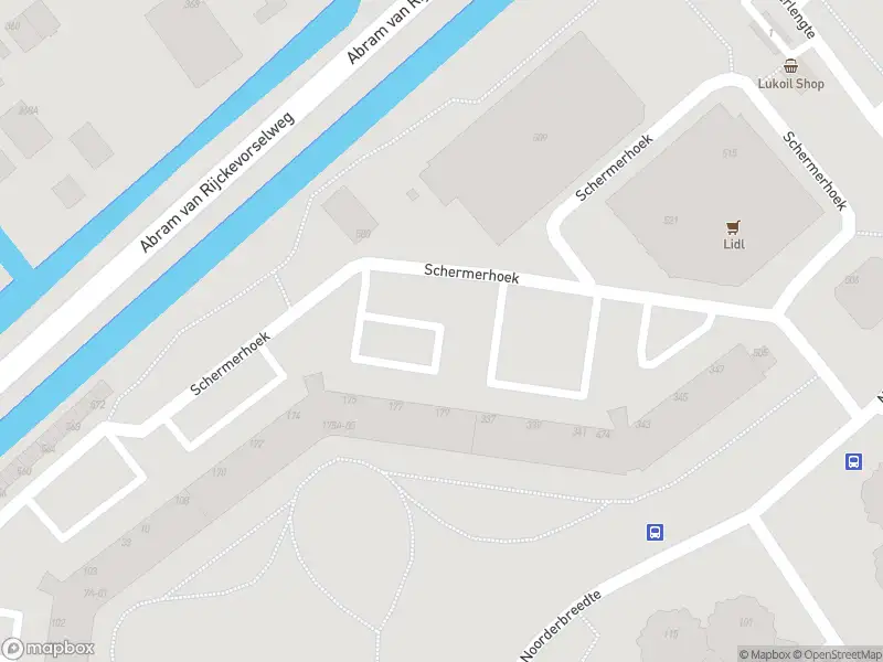 Ambulance met gepaste spoed naar de Schermerhoek in Capelle aan den IJssel
