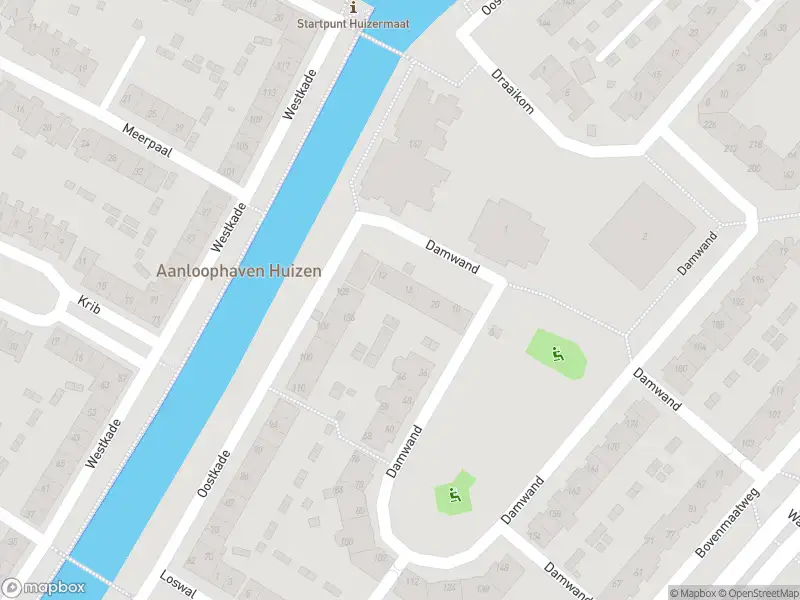 Politie naar de Oostkade in Huizen vanwege aanrijding met letsel