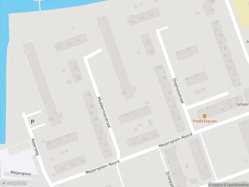 Ambulance met grote spoed naar de Moddermanstraat in Rotterdam