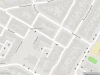 Brandweer met gepaste spoed naar de Van Asbeckstraat in Leeuwarden vanwege wateroverlast