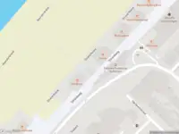 Ambulance en brandweer met grote spoed naar de Strand Noord in 's-Gravenhage