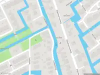 Ambulance met grote spoed naar de Kopkas in Delft