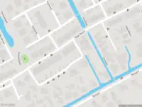 Ambulance met grote spoed naar de Hoge Weere in Zwaag