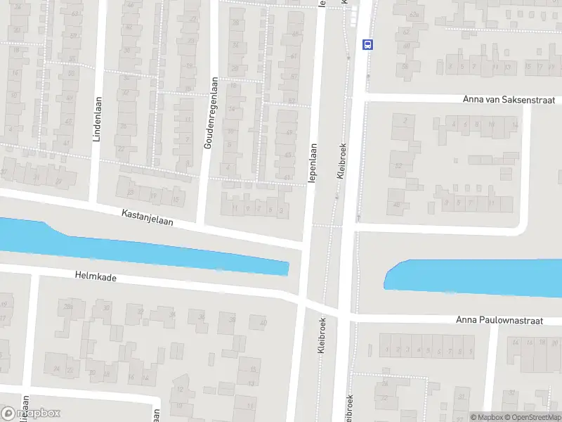 Ambulance met gepaste spoed naar de Kastanjelaan in Castricum