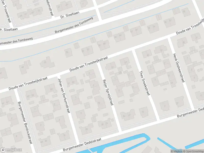 Ambulance met grote spoed naar de Reijer Spreijstraat in Abcoude