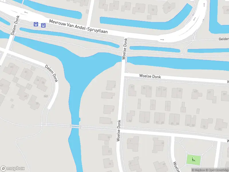 Ambulance met gepaste spoed naar de Woelse Donk in Gorinchem