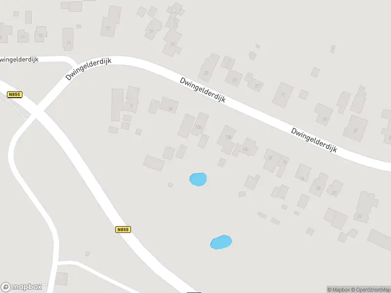 Brandweer met gepaste spoed naar de Dwingelderdijk in Dwingeloo vanwege stormschade