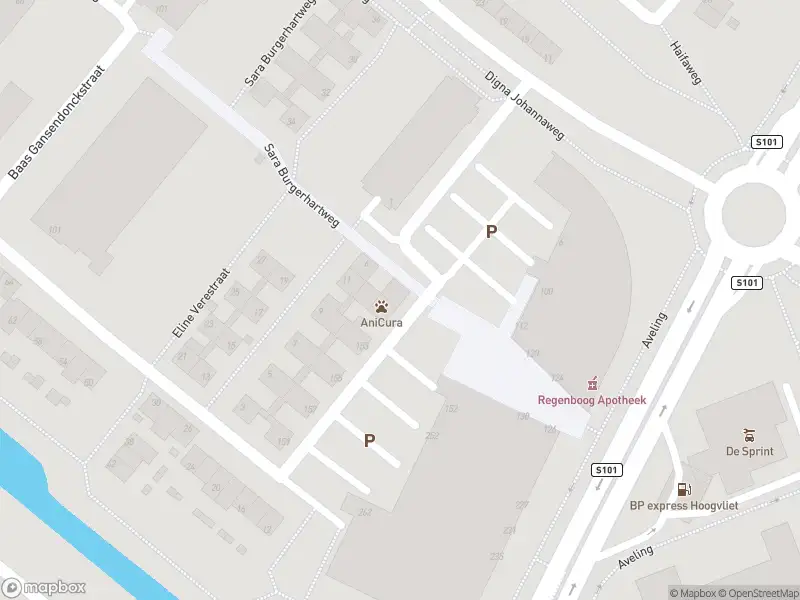 Ambulance met gepaste spoed naar de Klaasje Zevensterstraat in Hoogvliet Rotterdam