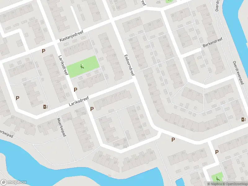 Ambulance met grote spoed naar de Lariksdreef in Vlaardingen