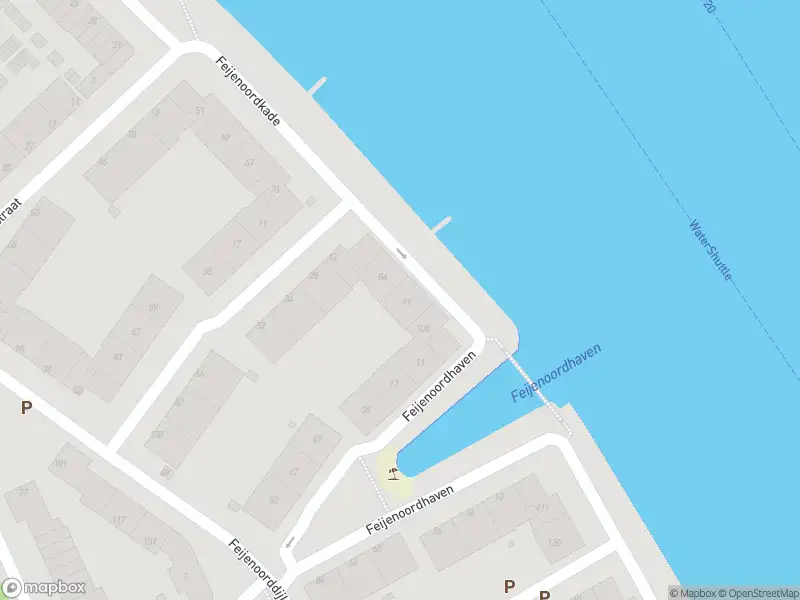 Ambulance met grote spoed naar de Feijenoordkade in Rotterdam