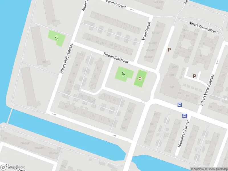 Ambulance met gepaste spoed naar de Bilderdijkstraat in Wormerveer