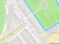 Brandweer met grote spoed naar de Zonnebloemstraat in 's-Gravenhage vanwege afgaan automatisch brandalarm