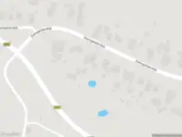 Brandweer met gepaste spoed naar de Dwingelderdijk in Dwingeloo vanwege stormschade