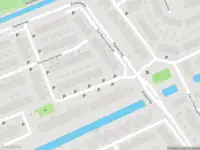 Ambulance met gepaste spoed naar de Muiderslotstraat in Schiedam