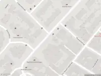 Brandweer met grote spoed naar de Renbaanstraat in 's-Gravenhage vanwege afgaan automatisch brandalarm