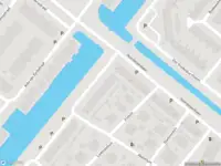 Ambulance met grote spoed naar de Astertuin in Bergschenhoek