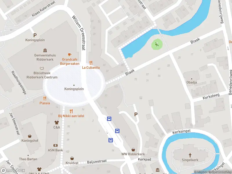 Ambulance met grote spoed naar de Blaak in Ridderkerk