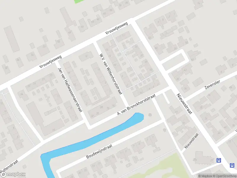 Ambulance met gepaste spoed naar de W.V. van Wittenhorststraat in Stad aan 't Haringvliet
