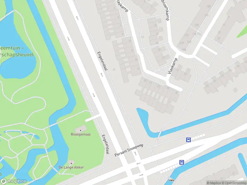 Ambulance met grote spoed naar de Van Diepeningenlaan in Leiderdorp