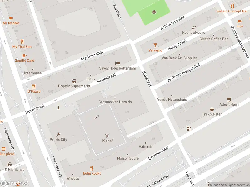 Ambulance met gepaste spoed naar de Kipstraat in Rotterdam