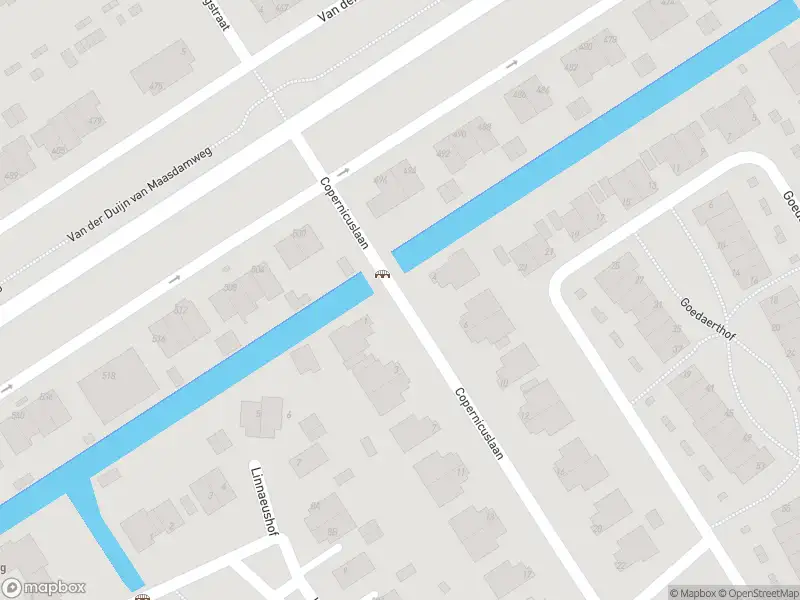 Ambulance met grote spoed naar de Copernicuslaan in Rotterdam