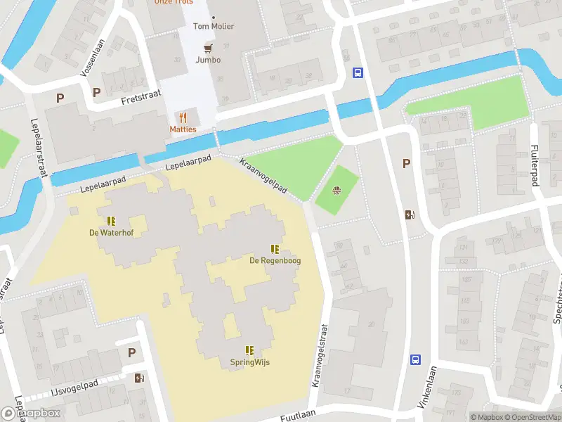 Ambulance met grote spoed naar de Lepelaarstraat in Delft