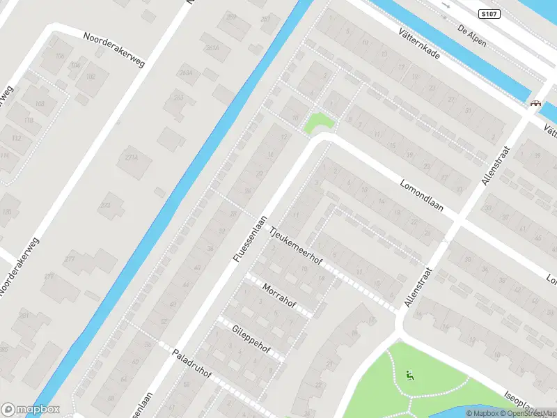 Ambulance naar de Fluessenlaan in Amsterdam