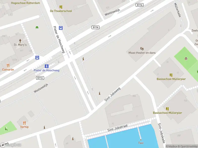 Ambulance met gepaste spoed naar de Sint-Jobsweg in Rotterdam