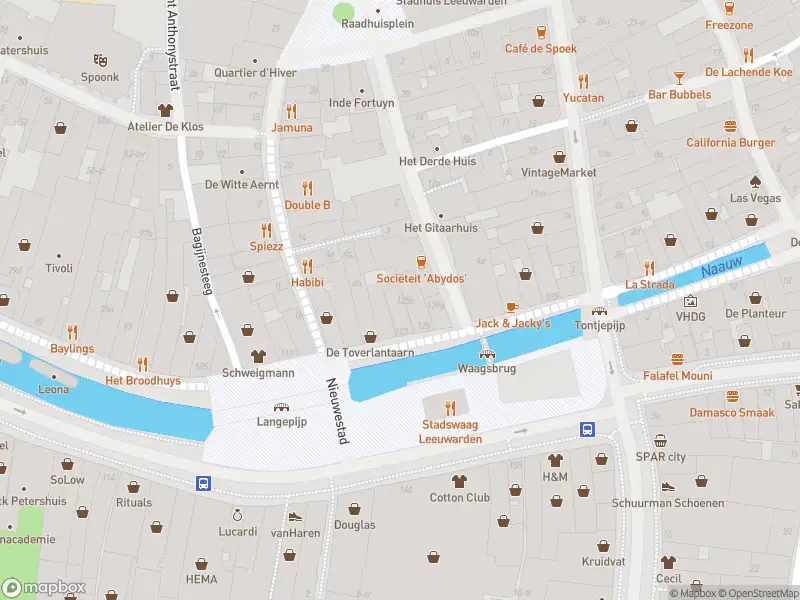 Brandweer met gepaste spoed naar de Over de Kelders in Leeuwarden vanwege stankoverlast