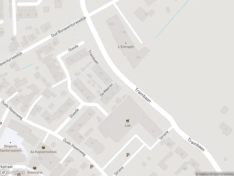 Ambulance met grote spoed naar de De Meeren in Strijen