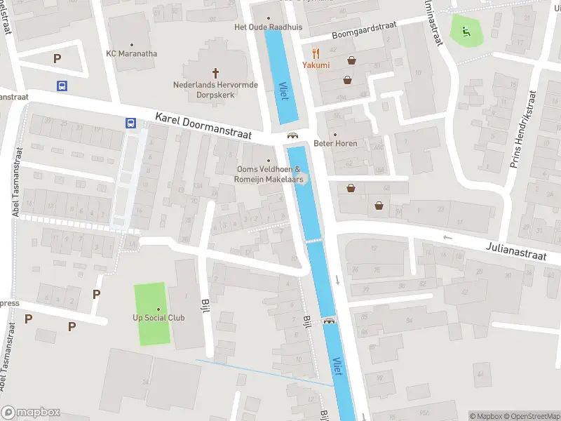 Ambulance met gepaste spoed naar de Vlietkade in Oud-Beijerland