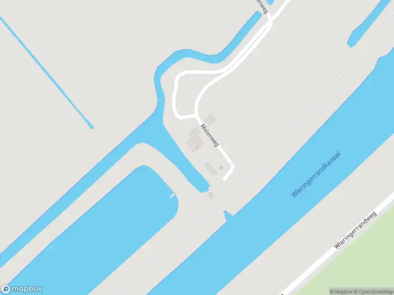 Brandweer met grote spoed naar de Molenweg in Hippolytushoef vanwege voertuigen te water