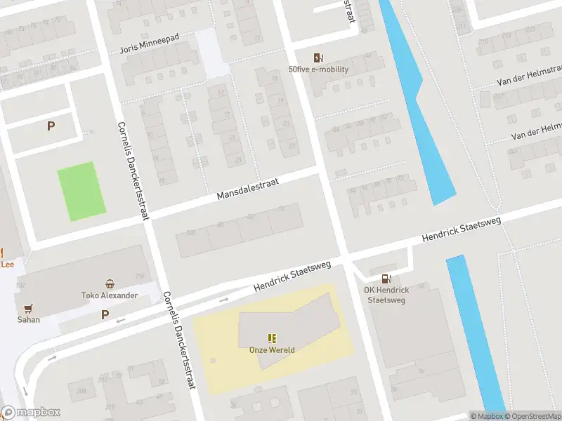 Ambulance met gepaste spoed naar de Mansdalestraat in Rotterdam