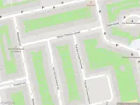 Ambulance met grote spoed naar de Mesdagstraat in Amsterdam