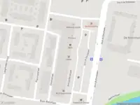 Ambulance met gepaste spoed naar de Dirk de Derdelaan in Vlaardingen