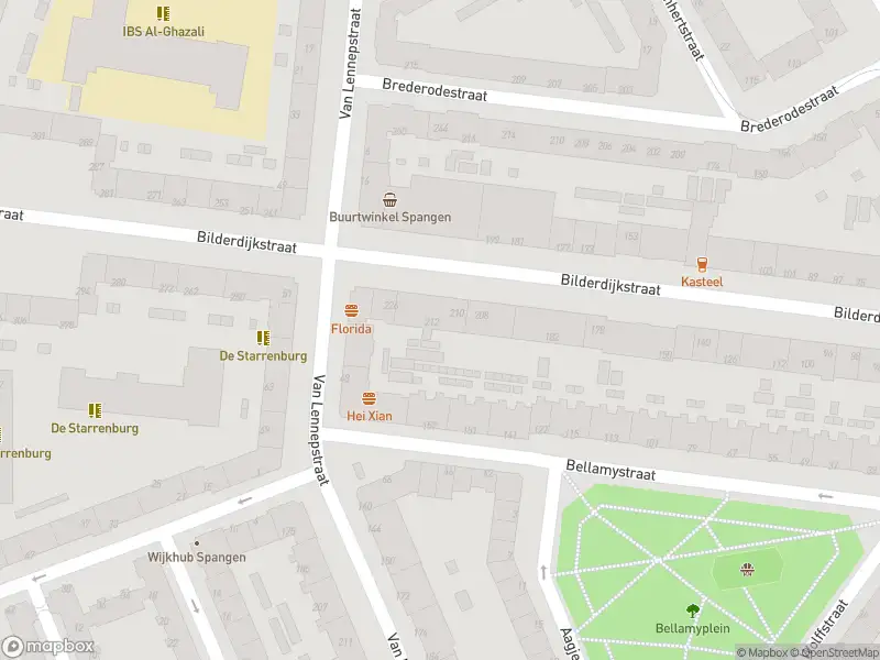 Ambulance met grote spoed naar de Bilderdijkstraat in Rotterdam