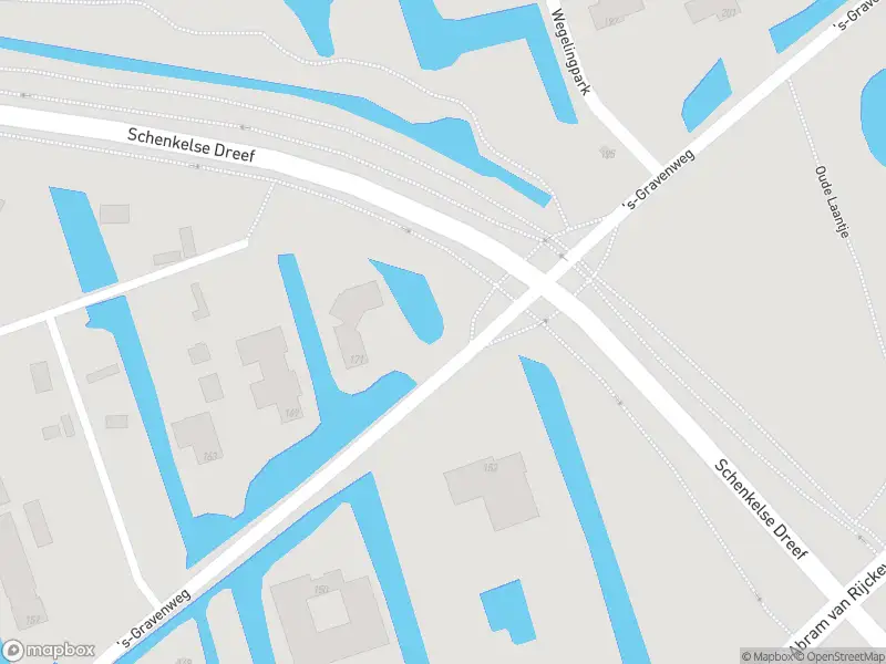 Ambulance met gepaste spoed naar de 's-Gravenweg in Capelle aan den IJssel