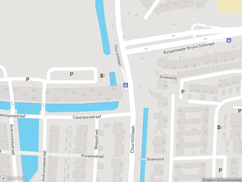 Ambulance met gepaste spoed naar de Churchilllaan in Alphen aan den Rijn