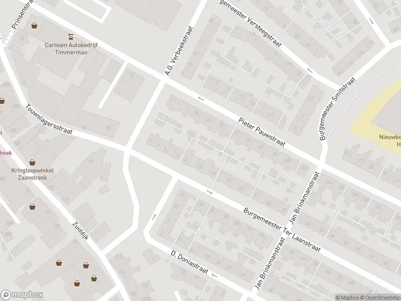 Ambulance met gepaste spoed naar de Kepplerstraat in Zaandam