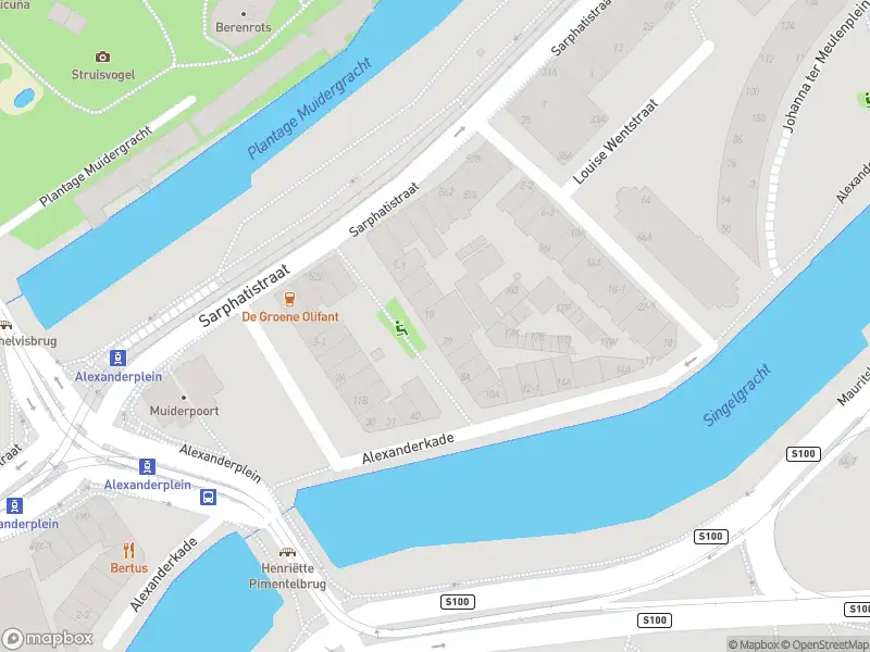 Ambulance met grote spoed naar de Alexanderstraat in Amsterdam