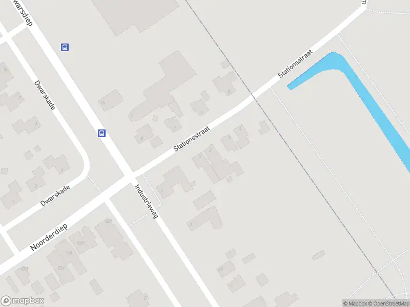 Brandweer met grote spoed naar de Stationsstraat in Nieuw-Buinen vanwege gebouwbrand