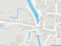 Ambulance met grote spoed naar de Dorpsstraat in Heinenoord