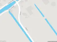 Politie met grote spoed naar de Slûsleane in Lippenhuizen vanwege ongeval met letsel