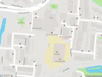 Politie met grote spoed naar de Broekplein in Leiden vanwege ongeval met letsel