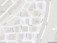 Brandweer met gepaste spoed naar de Funenpark in Amsterdam vanwege een liftopsluiting