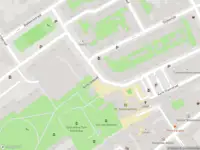 Ambulance met grote spoed naar de Marktweg in 's-Gravenhage